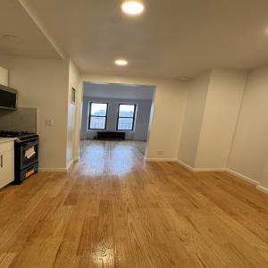 房屋出租 - 纽约曼哈顿东120街全新一室一厅出租1815